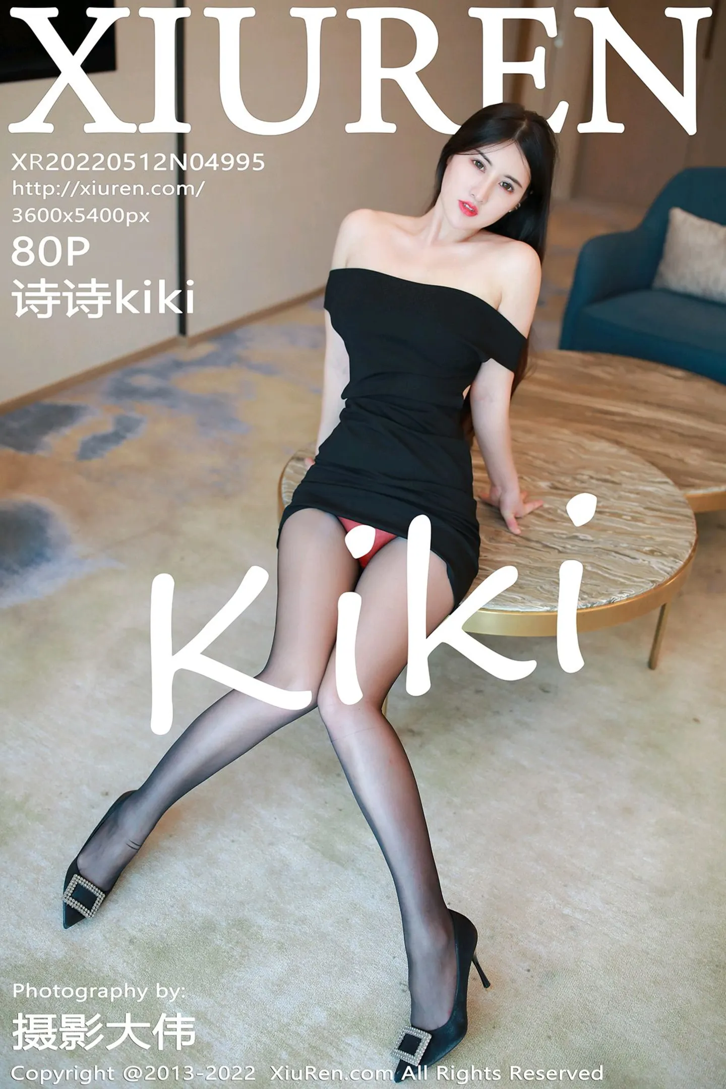 [XiuRen秀人网]VOL.4995 模特诗诗kiki脱性感黑色露肩服饰露红色内衣秀惹火身段诱惑写真80P-秀人网官方网站